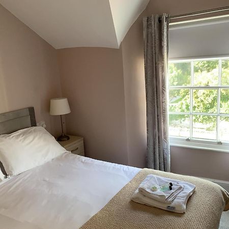 Seaclyffe Hotel Ltd Llandudno Bagian luar foto