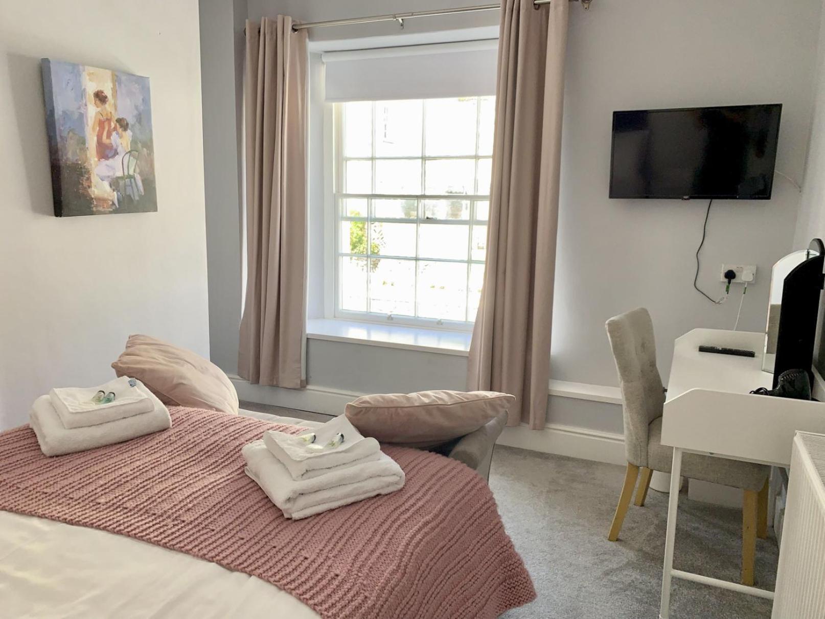 Seaclyffe Hotel Ltd Llandudno Bagian luar foto