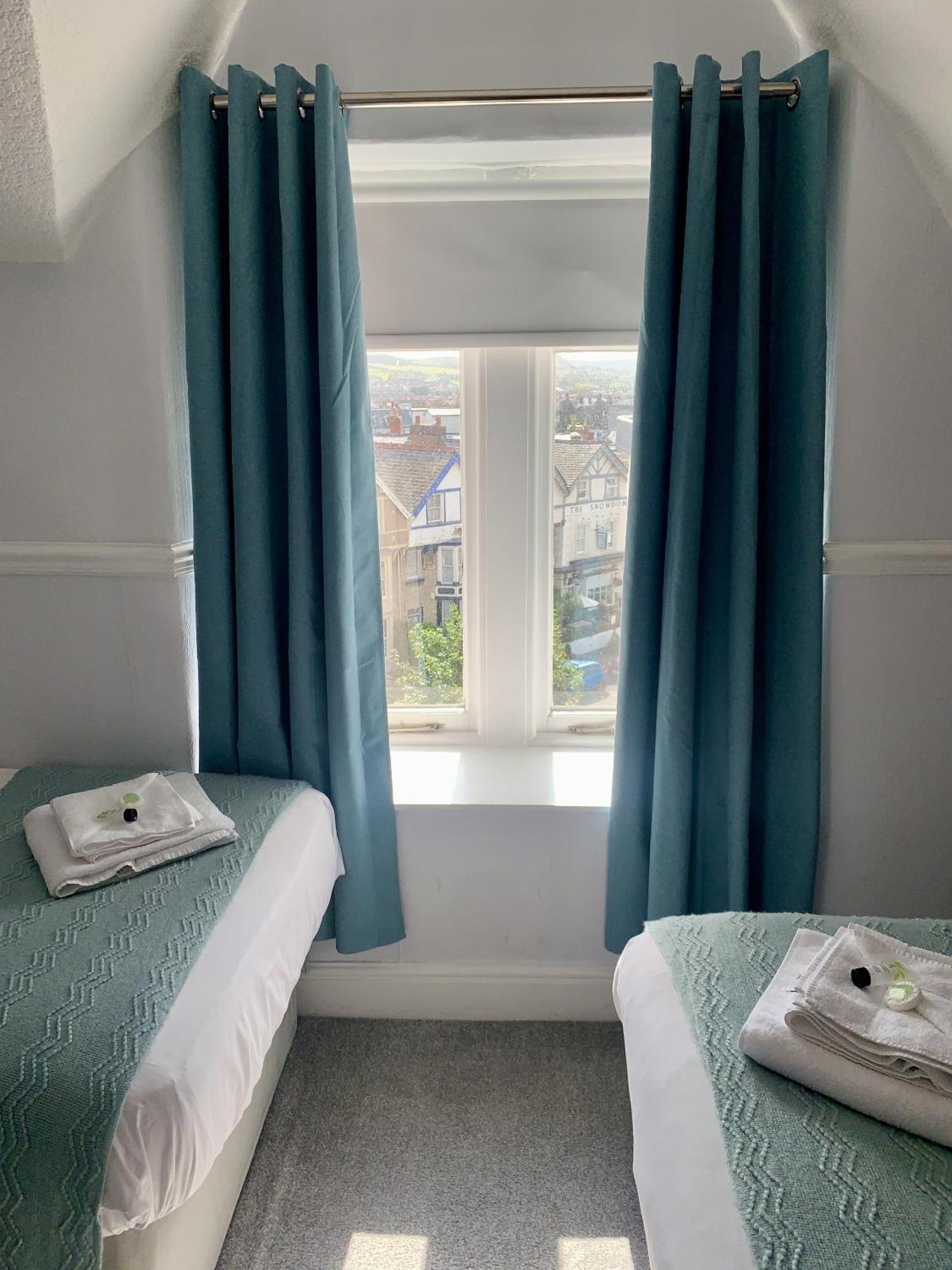 Seaclyffe Hotel Ltd Llandudno Ruang foto
