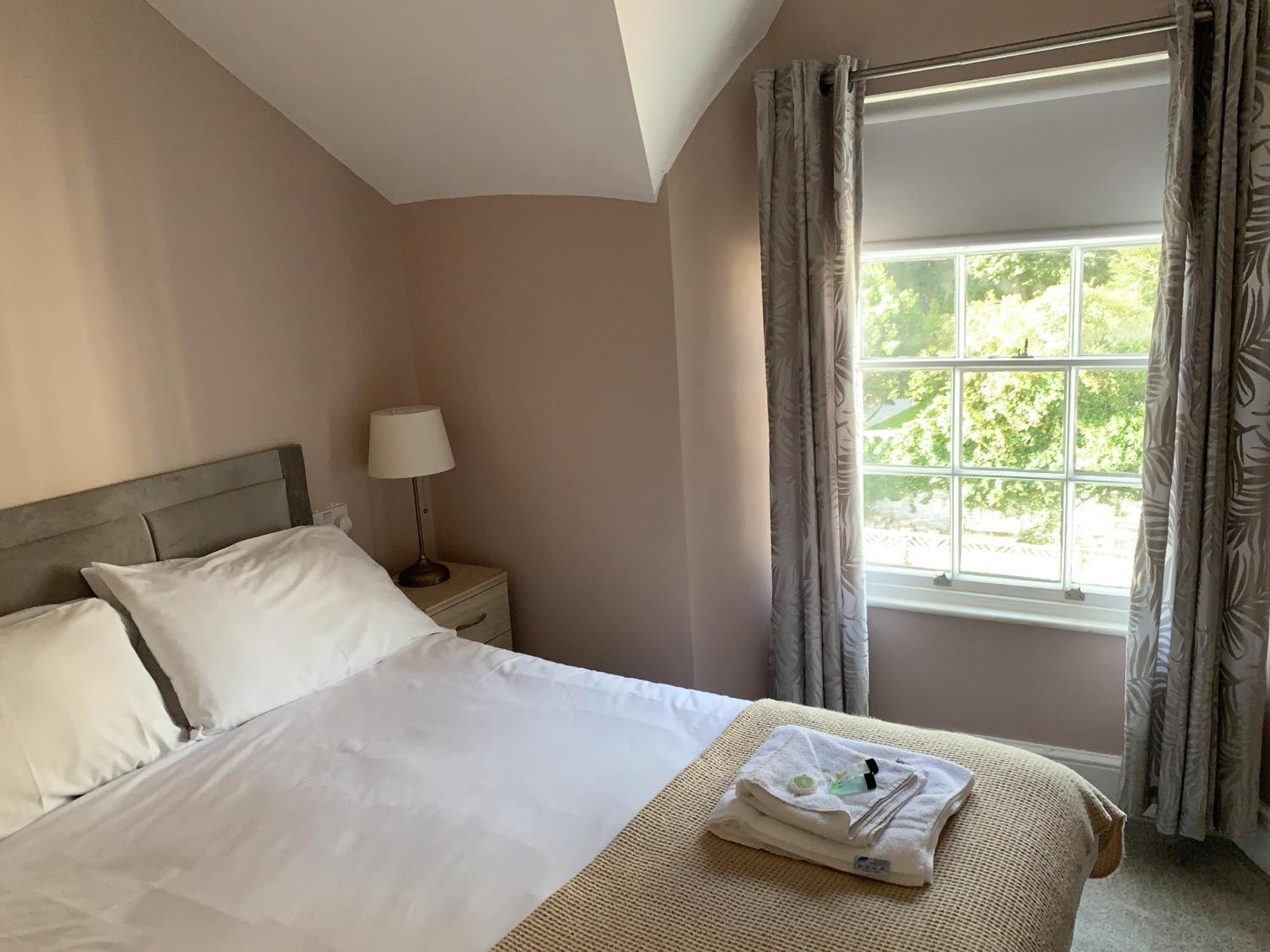Seaclyffe Hotel Ltd Llandudno Bagian luar foto